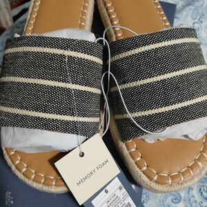 Universal Thread Black and White Espadrille Slides